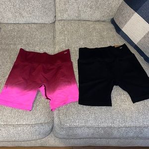 New with tags 2 pink seamless biker shorts size XS